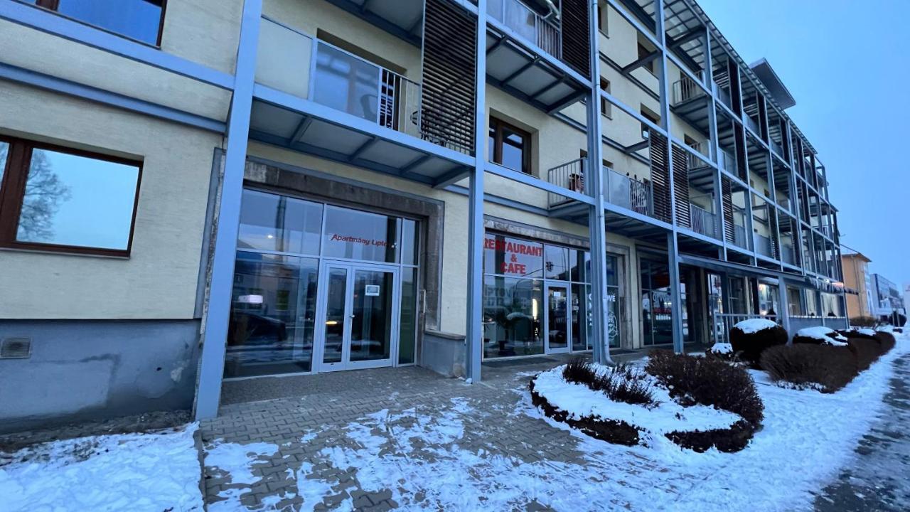 2 Room Apartment - V Blizkosti Nizkych Tatier 406, Apartmany Liptov Ліптовський Мікулаш Екстер'єр фото
