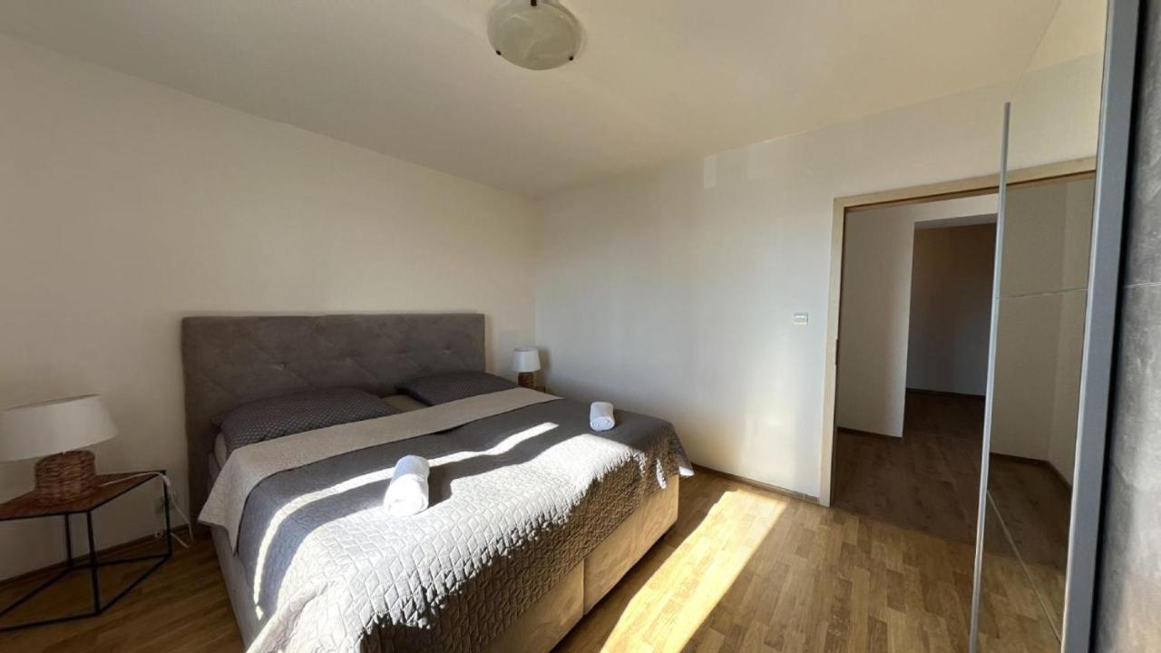 2 Room Apartment - V Blizkosti Nizkych Tatier 406, Apartmany Liptov Ліптовський Мікулаш Екстер'єр фото