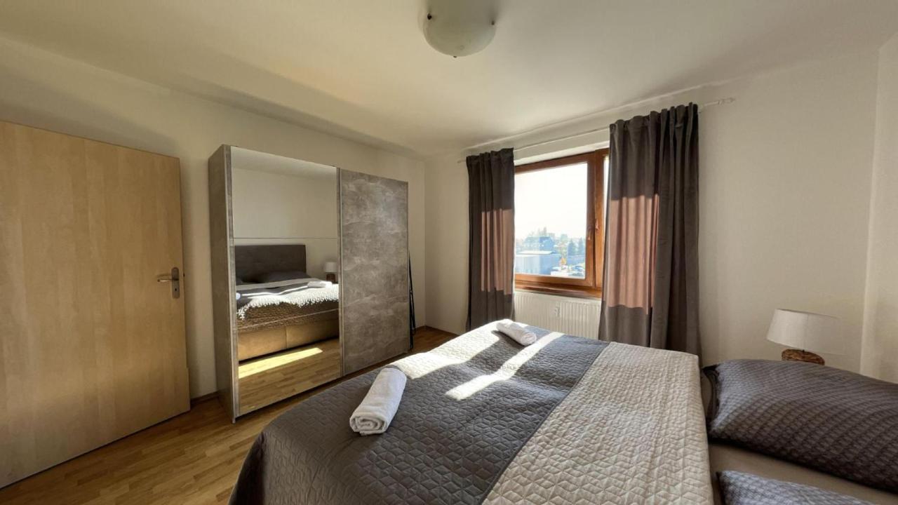 2 Room Apartment - V Blizkosti Nizkych Tatier 406, Apartmany Liptov Ліптовський Мікулаш Екстер'єр фото