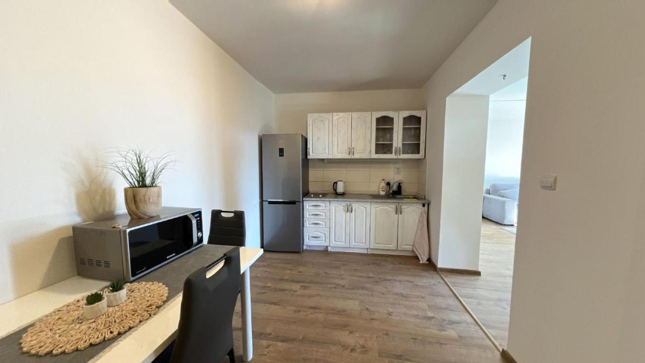 2 Room Apartment - V Blizkosti Nizkych Tatier 406, Apartmany Liptov Ліптовський Мікулаш Екстер'єр фото